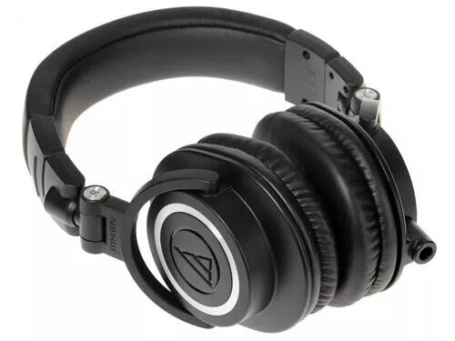 provodnyenausnikiaudio-technicaath-m50xchernyj_4_6670635